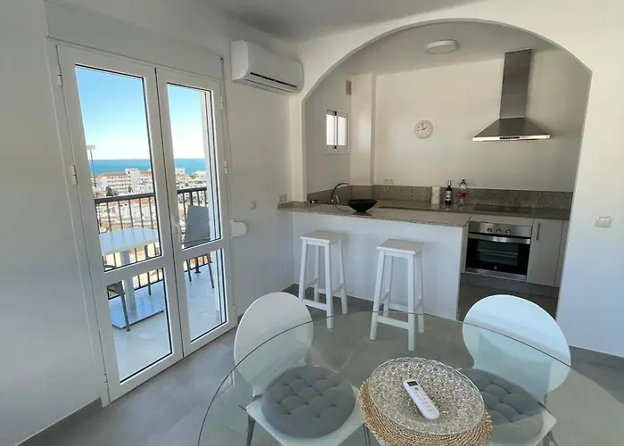 Апартаменти Sol Y Mar Нерха